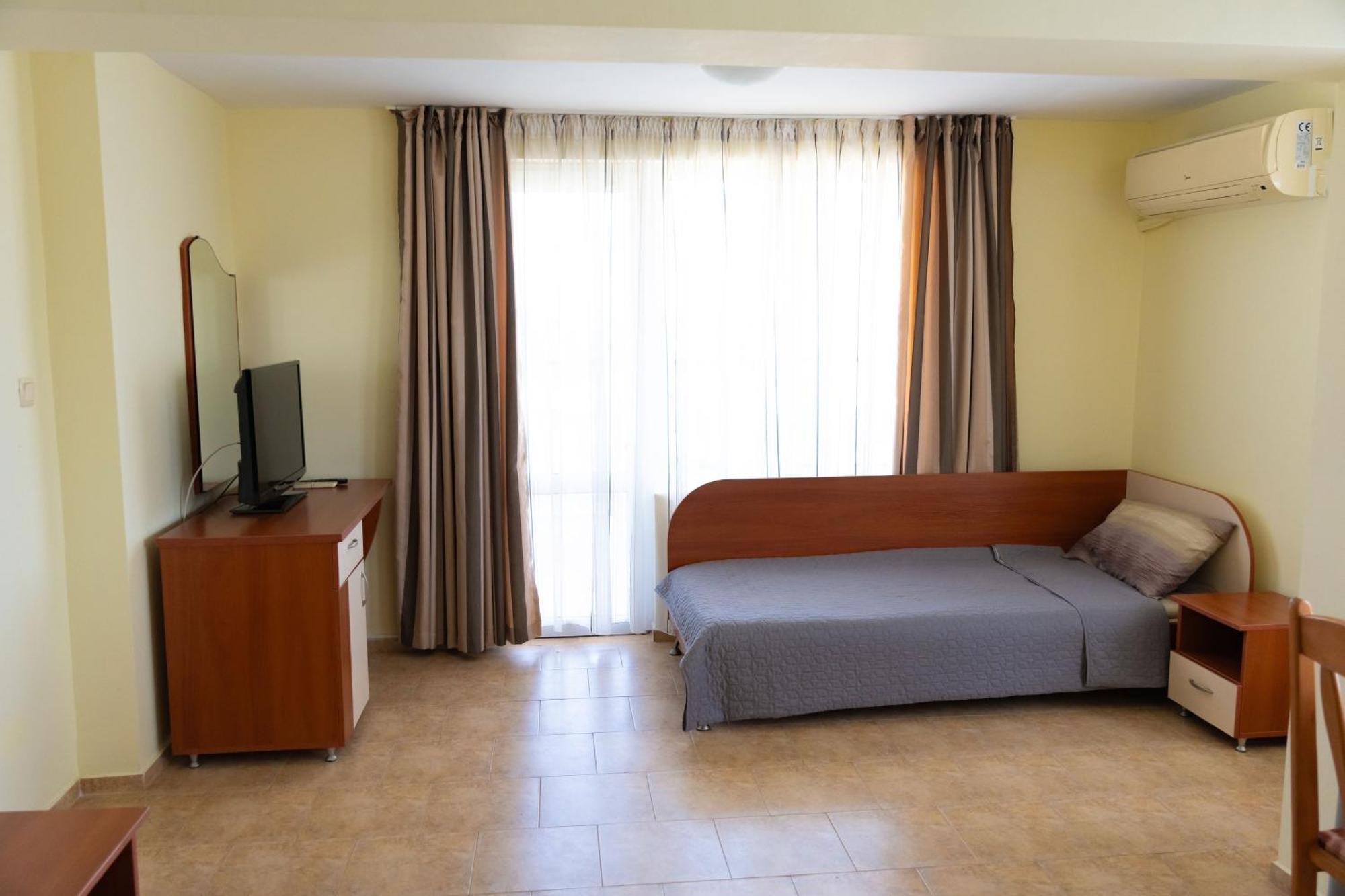 Zlatna Ribka Hotel Chernomorets Exterior foto